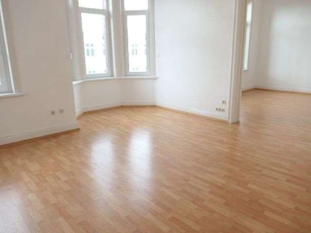 150m² Jugendstil! Traumhafte modernisierte sehr große 4,5 Zi-Wohnung mit hellem Bad